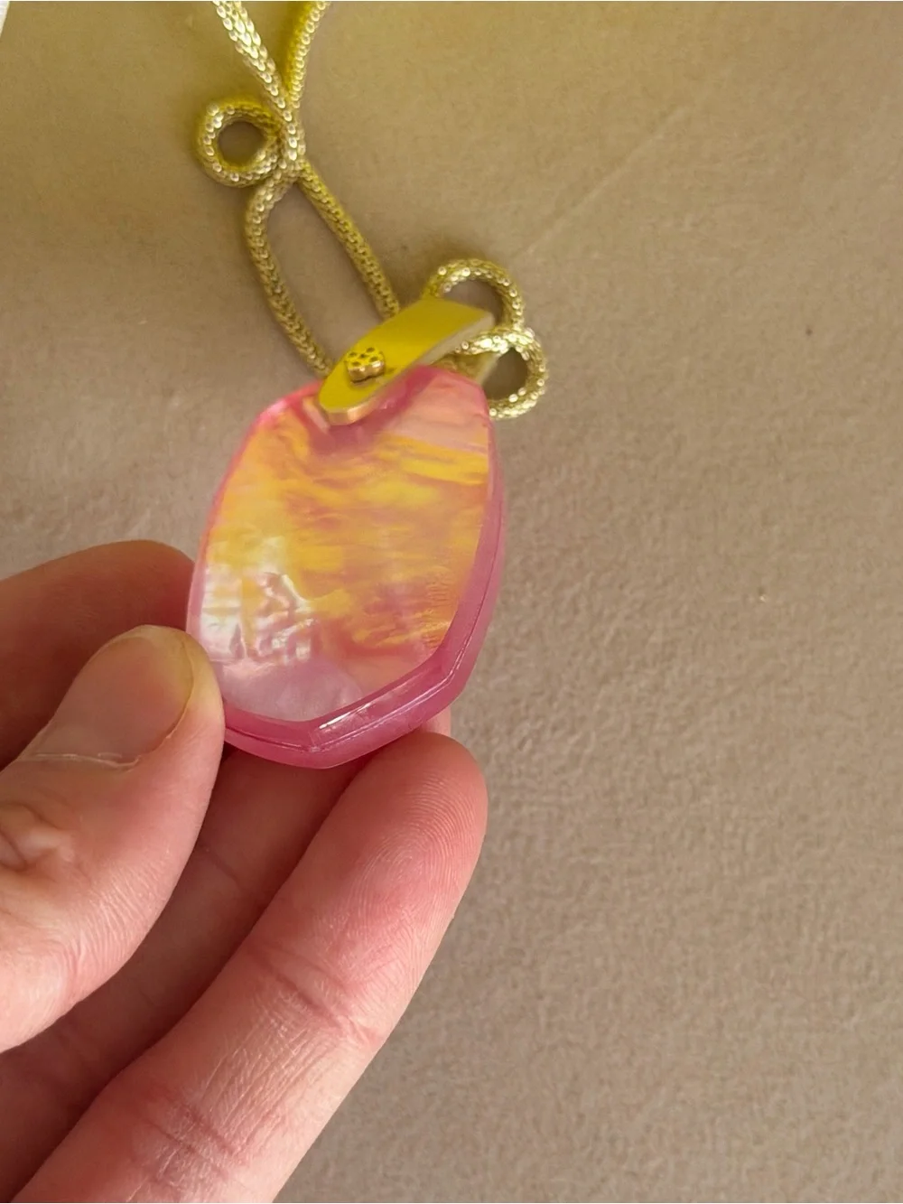Kendra Scott Inez Gold Long Pendant Necklace in Pink 💕